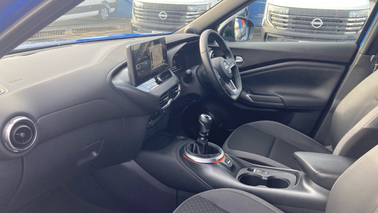 Nissan Juke 1.0 DiG-T N-Connecta 5dr Petrol Hatchback